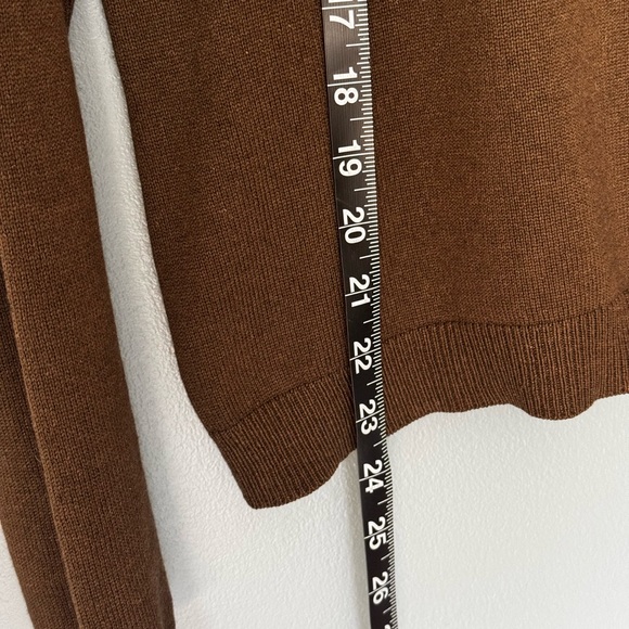 Lauren Ralph Lauren Classic Silk-Cashmere Blended Brown Turtleneck Sweater - Picture 6 of 6
